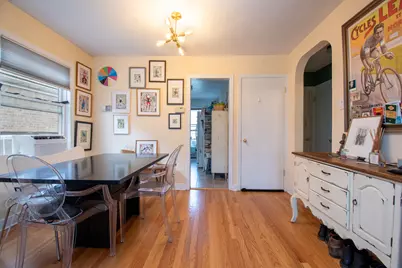 4538 W Wellington Avenue, Chicago, IL 60641 - Photo 9