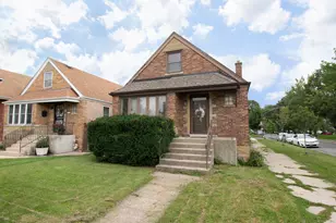 4538 W Wellington Ave, Chicago, IL 60641 - Photo 1