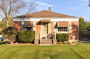 701 S Finley Rd, Lombard, IL 60148 - Photo 1