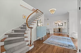 130 W Blackthorn Ln, Lake Forest, IL 60045 - Photo 5