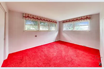 8425 Lawndale Avenue, Skokie, IL 60076 - Photo 19