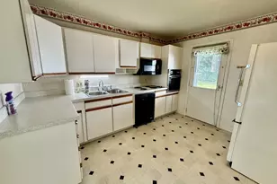 614 S Chestnut St, Princeton, IL 61356 - Photo 11
