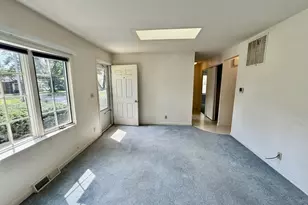 614 S Chestnut St, Princeton, IL 61356 - Photo 7