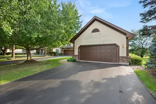 11750 Pebble Beach Dr, Genoa, IL 60135 - Photo 9