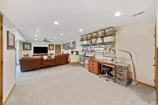 616 W 37th St, Chicago, IL 60609 - Photo 29