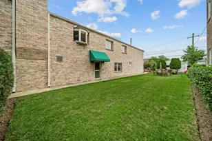 616 W 37th St, Chicago, IL 60609 - Photo 3