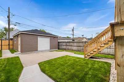 2204 N Kildare Avenue, Chicago, IL 60639 - Photo 37