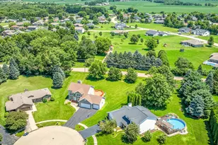 510 Zierke Ct, Winnebago, IL 61088 - Photo 49