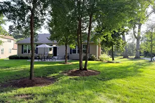 1707 Pondview Dr, Hoffman Estates, IL 60192 - Photo 43