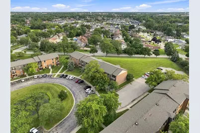 700 N Briar Hill Lane #5, Addison, IL 60101 - Photo 21
