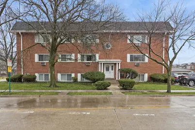 727 S Maple Avenue #100, Oak Park, IL 60304 - Photo 1