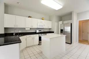 208 Westminster Dr, Bloomingdale, IL 60108 - Photo 7