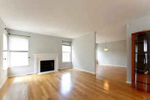 208 Westminster Dr, Bloomingdale, IL 60108 - Photo 3