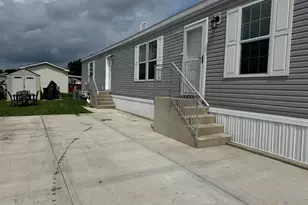 112 8th Ave, Bartlett, IL 60103 - Photo 1