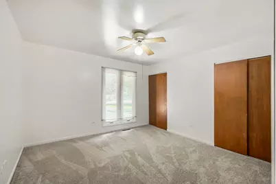 98 Brookside Drive, Elgin, IL 60123 - Photo 15
