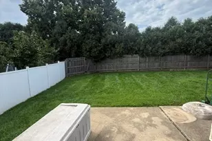 305 Somerset Dr, Streamwood, IL 60107 - Photo 17