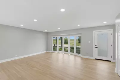 10 Linden Avenue, Buffalo Grove, IL 60089 - Photo 7