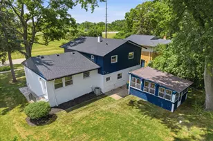 10 Linden Ave, Buffalo Grove, IL 60089 - Photo 23