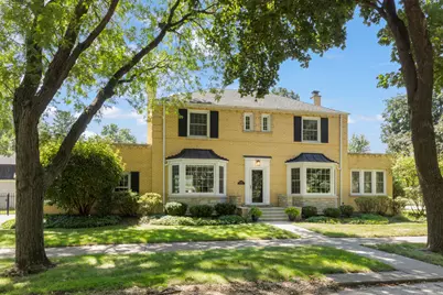 6557 N Ponchartrain Boulevard, Chicago, IL 60646 - Photo 1
