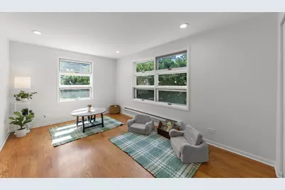 6557 N Ponchartrain Boulevard, Chicago, IL 60646 - Photo 11