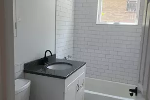 320 N Princeton Ave, Villa Park, IL 60181 - Photo 5