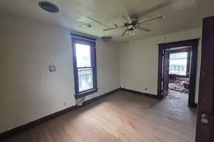 551 N Main St, Chicago, IL 62417 - Photo 23
