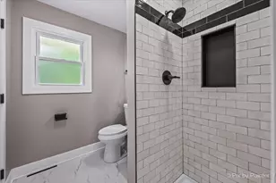943 Oxford St, Downers Grove, IL 60516 - Photo 9