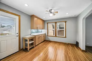 5948 S Komensky Ave, Chicago, IL 60629 - Photo 7