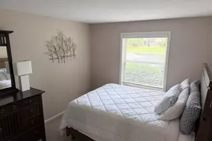 1573 Raymond Dr, Naperville, IL 60563 - Photo 9