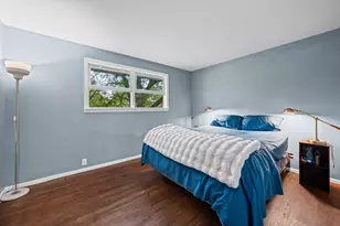 933 Webster Ln, Schaumburg, IL 60193 - Photo 11
