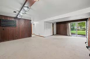 933 Webster Ln, Schaumburg, IL 60193 - Photo 19