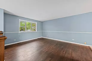 933 Webster Ln, Schaumburg, IL 60193 - Photo 5