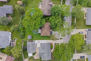 933 Webster Ln, Schaumburg, IL 60193 - Photo 31