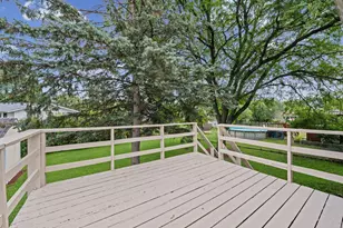 933 Webster Ln, Schaumburg, IL 60193 - Photo 23
