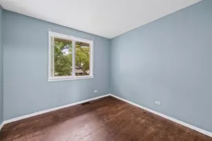 933 Webster Ln, Schaumburg, IL 60193 - Photo 15