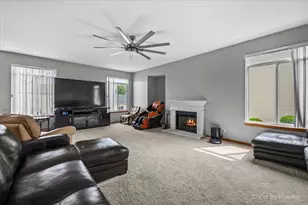 2030 Westbury Ln, Aurora, IL 60502 - Photo 13