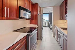 1122 N Clark St, Chicago, IL 60638 - Photo 7