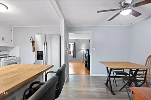 1119 Charles St, Ottawa, IL 61350 - Photo 7