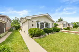 8104 Gross Point Rd, Morton Grove, IL 60053 - Photo 29