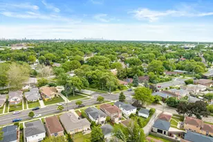 8104 Gross Point Rd, Morton Grove, IL 60053 - Photo 33
