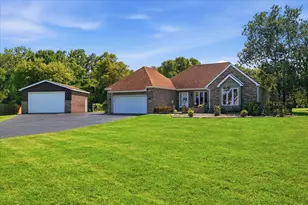 10351 W Prairie Ln, Beach Park, IL 60087 - Photo 21