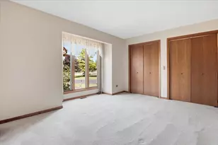 10351 W Prairie Ln, Beach Park, IL 60087 - Photo 11