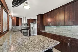 624 Brookwood Dr, Olympia Fields, IL 60461 - Photo 7