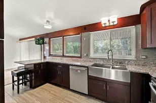 624 Brookwood Dr, Olympia Fields, IL 60461 - Photo 9