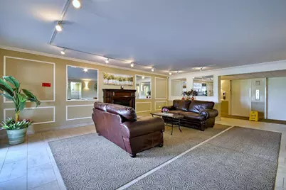 841 N York Road #226, Elmhurst, IL 60126 - Photo 5