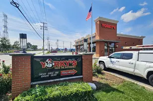 841 N York Rd, Elmhurst, IL 60126 - Photo 37