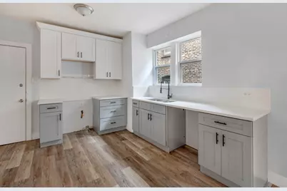 7726 S Kingston Avenue, Chicago, IL 60649 - Photo 13