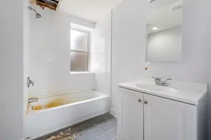 7726 S Kingston Ave, Chicago, IL 60649 - Photo 15