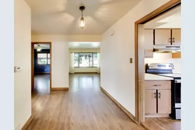 909 Worcester Avenue, Westchester, IL 60154 - Photo 15