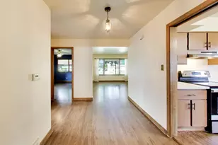 909 Worcester Ave, Westchester, IL 60154 - Photo 15